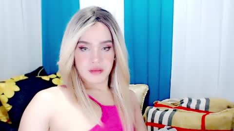 ARIANNE CUMS  online show from March 25, 8:54 am