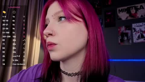 Ariel online show from April 4, 1:07 pm