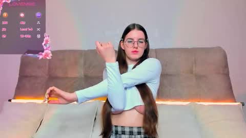 Ariella online show from November 27, 5:15 am