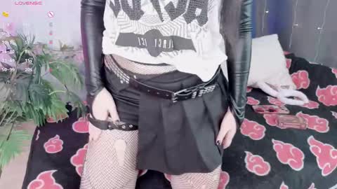 Dee online show from March 29, 4:58 am