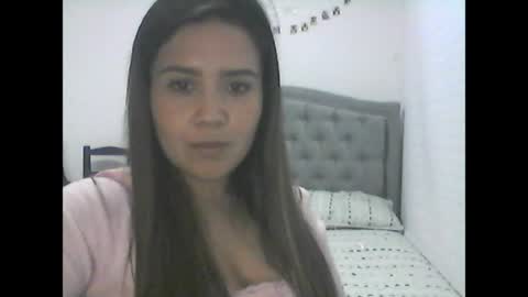 Ariel Rose online show from June 8, 1:28 am