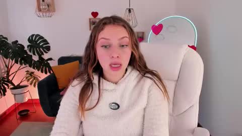 Ari  online show from February 19, 9:47 pm