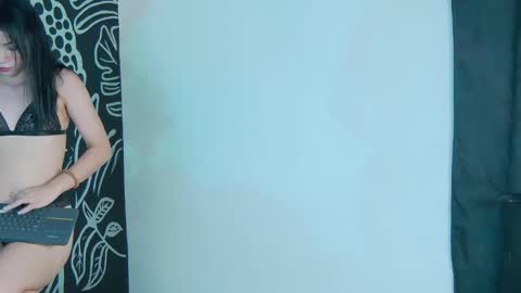 Ari online show from March 10, 7:50 pm