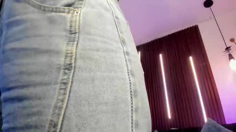  Arianna  online show from January 6, 1:15 pm