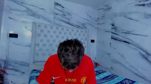 celina online show from December 14, 1:39 pm