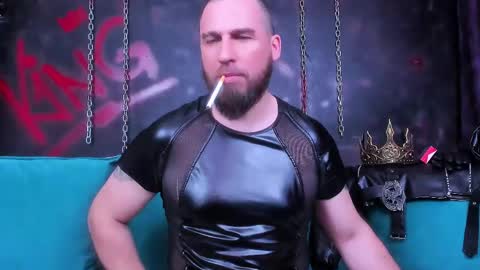 Armando online show from May 7, 6:03 pm