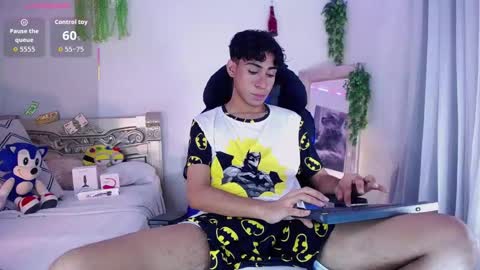 Snapshot of armondx_parkr chatting on October 10, 3:23 am armond online show from October 10, 3:23 am