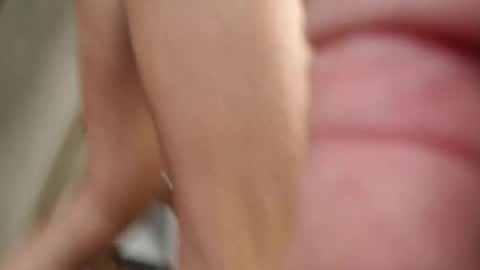 Snapshot of arniboysport chatting on October 10, 3:23 am Arni online show from October 10, 3:23 am