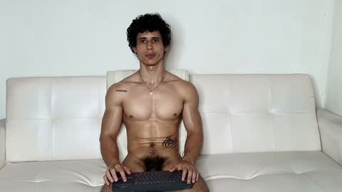 Snapshot of arnold_black69 chatting on December 5, 11:45 pm arnold black online show from December 5, 11:45 pm