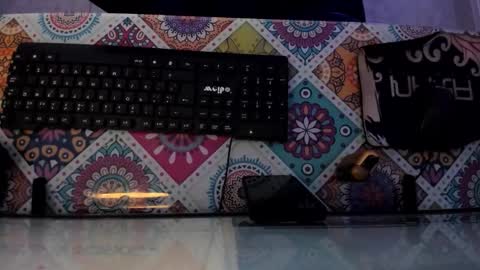 Aaron online show from October 10, 8:13 pm