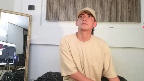 aron online show from November 16, 6:15 am