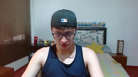 Aaron online show from January 21, 7:06 pm