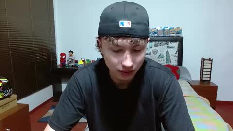 Aaron online show from February 12, 12:12 pm