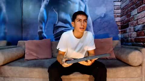 aron_pulse online show from January 10, 2:44 pm