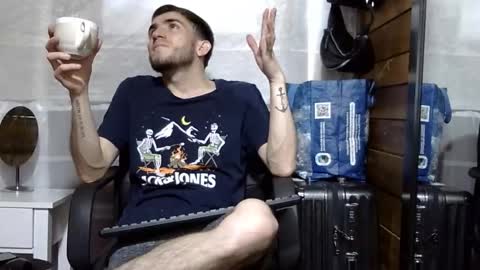 Aron G Franco online show from November 17, 5:37 pm