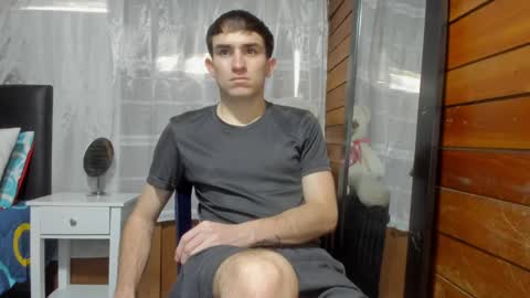 Aron G Franco online show from February 11, 6:01 pm