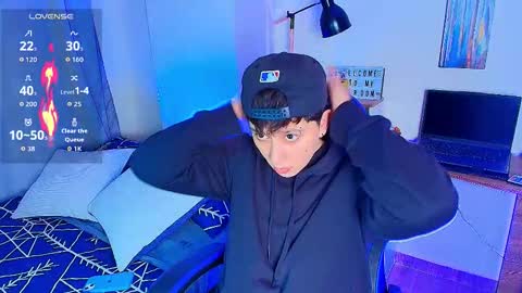 noah and ivy online show from December 17, 10:05 pm