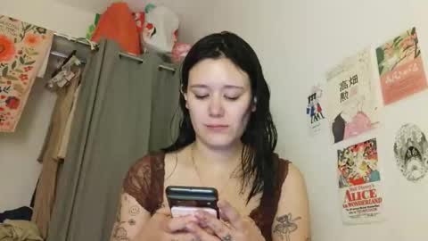 arrosemoi online show from April 8, 11:52 pm