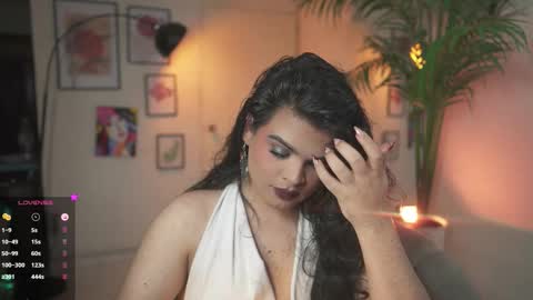 Chloe  online show from February 2, 3:04 am