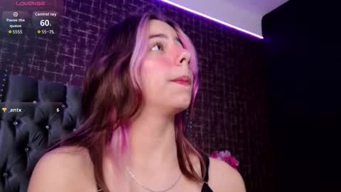 artemisablake online show from October 16, 5:12 pm