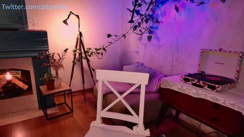 Lina online show from February 28, 8:09 am