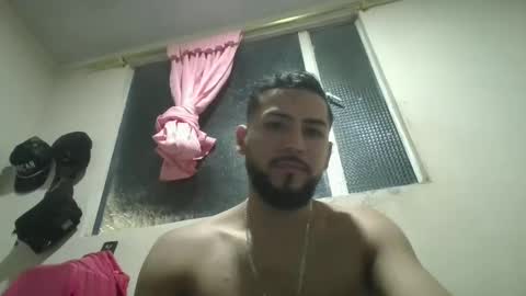 Snapshot of arthur1718 chatting on October 14, 2:14 am arthur1718 online show from October 14, 2:14 am