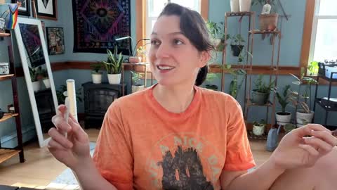 Artie Paints online show from December 18, 5:31 pm