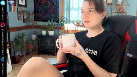 Artie Paints online show from December 13, 5:00 pm