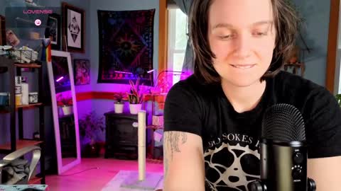 Artie Paints online show from December 20, 7:07 pm