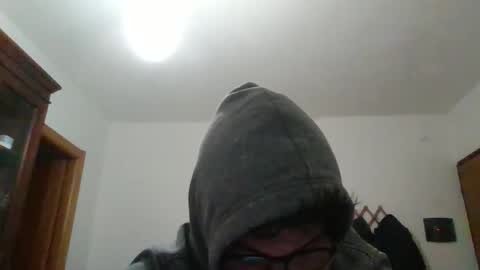 arturpaulval online show from February 19, 6:29 pm