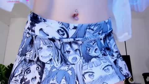 hellen online show from April 9, 1:50 pm