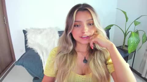 Zahaara online show from December 4, 8:30 pm