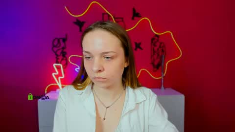 A Tiny Angel online show from May 5, 6:08 am