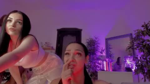 aryanette online show from August 3, 7:09 pm