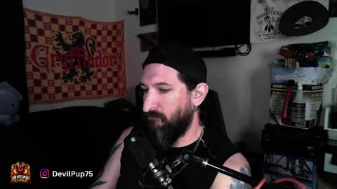 DevilPup75 online show from April 2, 12:29 am