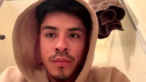 AAP online show from December 24, 10:01 am