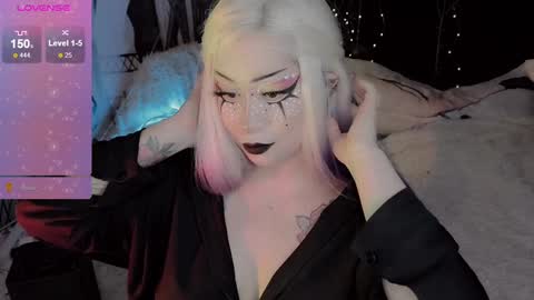 Sasha next stream December 4st  at  0000- 0030 am German time online show from January 15, 11:08 pm