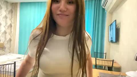 Eva online show from August 4, 9:05 am