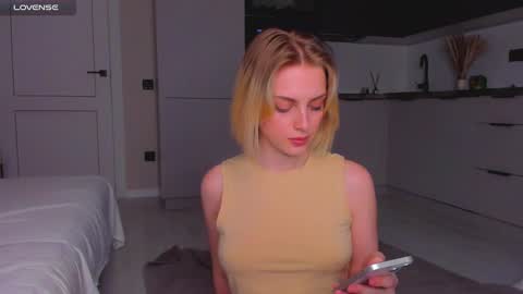 your pretty Ashley online show from December 1, 7:16 pm