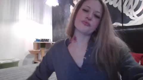 ashenroe online show from November 7, 9:45 am