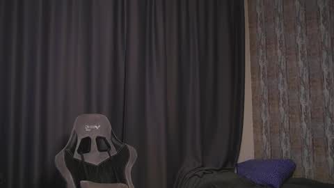 Jerk Machine online show from January 18, 11:52 am