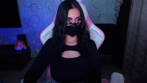 Snapshot of ashley__cooper__ chatting on October 9, 5:02 am Yasmina online show from October 9, 5:02 am