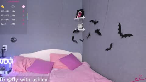 ashley_fly online show from October 28, 5:52 am