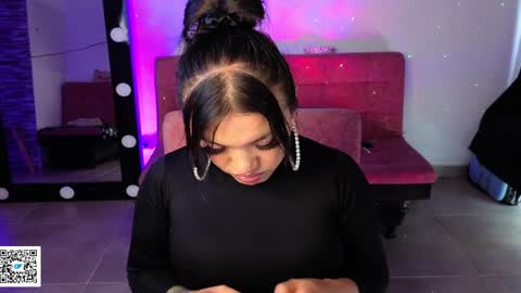 Ashley online show from March 28, 6:53 pm