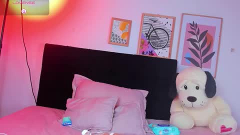 Ashley  online show from February 25, 3:54 am