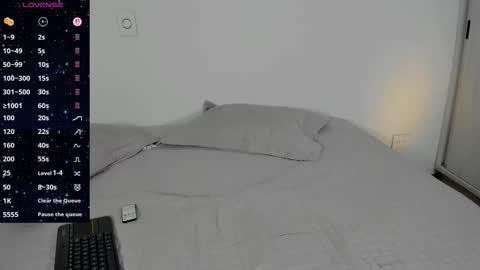 Ashley knight online show from September 18, 1:53 am