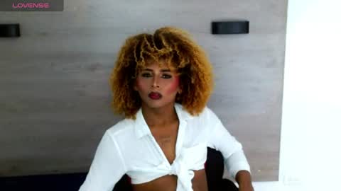 ashleysofiathenison online show from July 28, 1:21 pm
