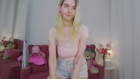 ashly_cherry online show from October 29, 11:12 am