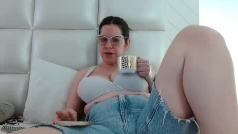 AshlyMoon online show from October 25, 4:18 pm