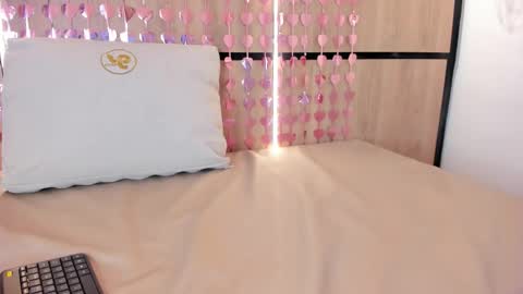 ashlyn online show from February 11, 9:18 pm